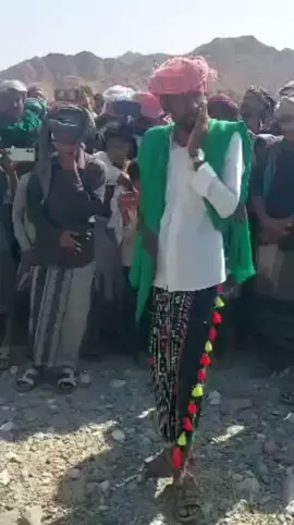 الشاعر الكبير / نايف عوض المحمدي بومالك - لا بغيت الوفاء والهوبره والمروه خل شارك ورايك مرتبط بالقبيله