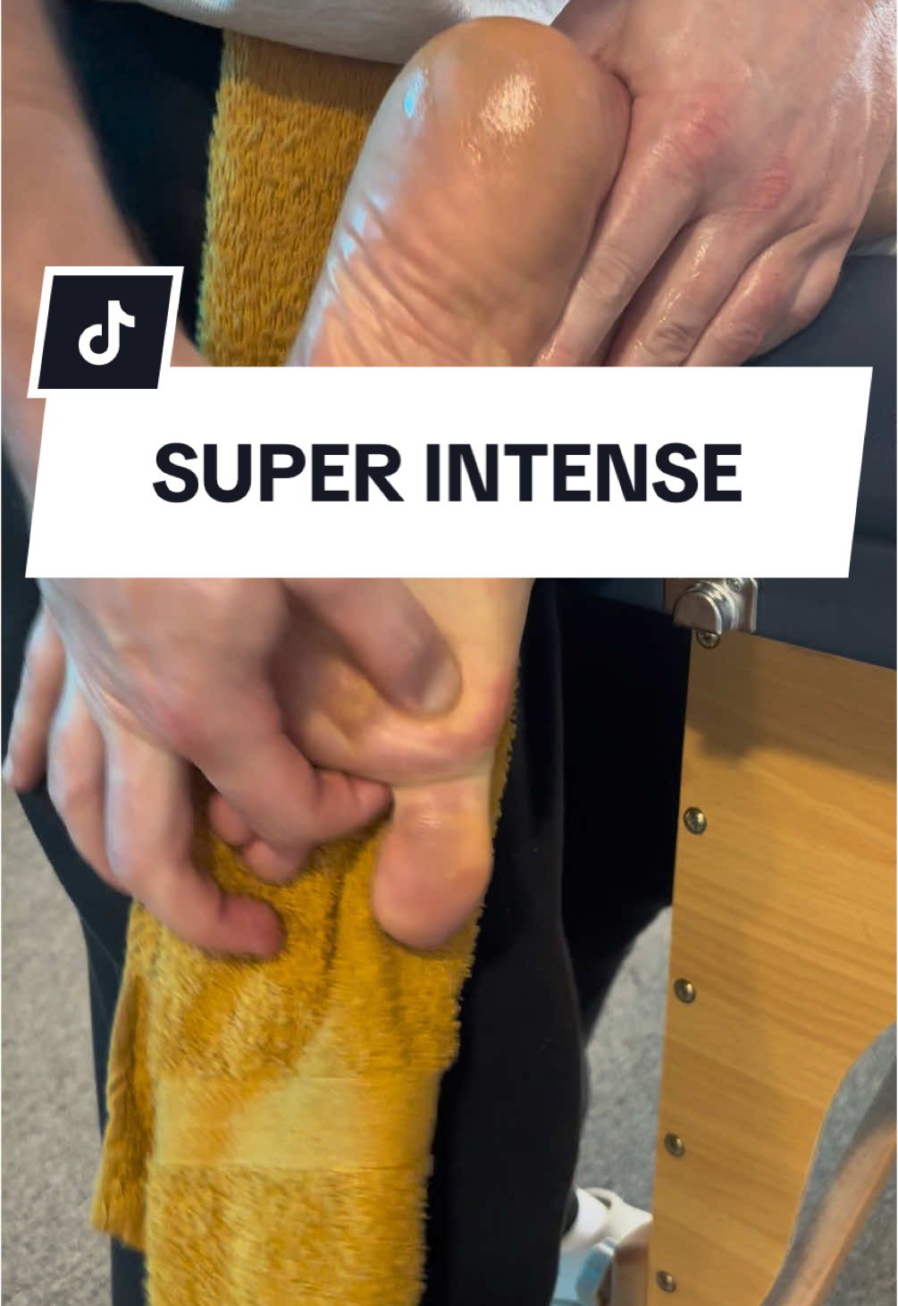 THIS IS SOME SUPER INTENSE FOOTWORK! WHO STRUGGLES WITH FOOT PAIN AFTER SPENDING ALL DAY ON THEM? WOULD THIS BE FOR YOU? #utilitymassage #sportsmassage #deeptissuemassage #footmassage #footpain #footpainrelief #footmassage #tightfeet #plantarfasciitis #footpaintreatment #asmrfootmassage #asmr #asmrsounds #asmrmassage 