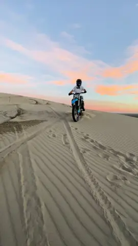 5th gear wide open #professional #tiktok #viral #fyp #fypシ #viraltiktok #jump #trending #dunes #followme #Summer #sunset #dirtbike 