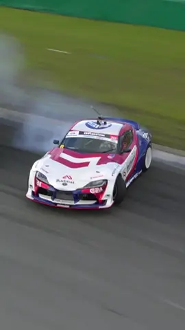 Anytime you see @piotrwiecek & @benediktascirba run together, you know there's bound to be fireworks 🤯 Who's ready to see these two make a come back in 2025? 💨 #DriftMasters #DriftMasters2025 #Drifting #Budmat #RedBull #ValinoTiresEurope #ValinoTiresInternational #4F #BudmatSteel