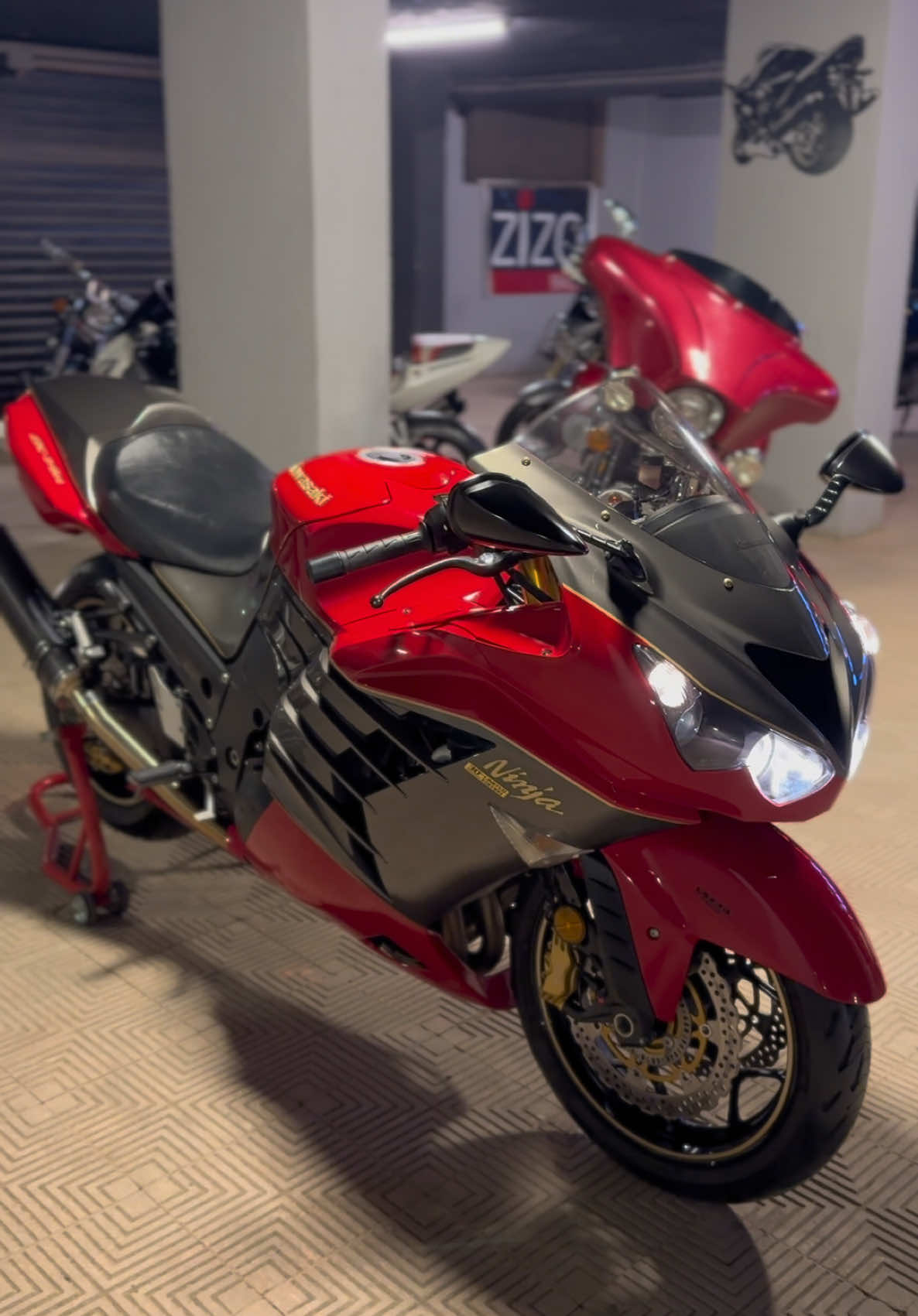 2015 KAWASAKI NINJA ZX14R ANNIVERSARY LIMITED EDITION 11 OF 30 #zizobikergarage #fypシ #SpeedAndFreedom #MotorcycleWorld #kawasaki 