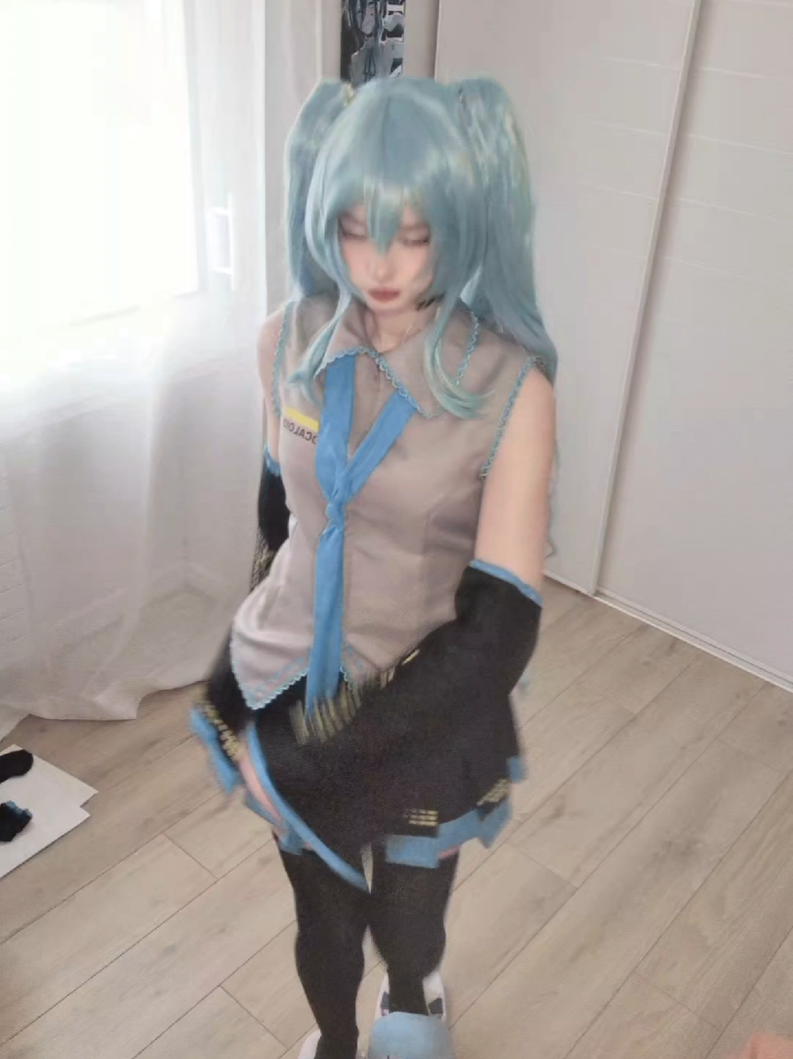 that one miku fortnite edit  #fyp #miku #hatsunemiku #hatsunemikucosplay #mikucosplay #vocaloid #fortnite #fortnitecosplay #cosplaygirl #cosplay 