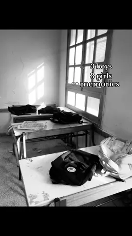 #memories #class #school #ayhem__gh #fyp #trending #schoolmemories #friends 