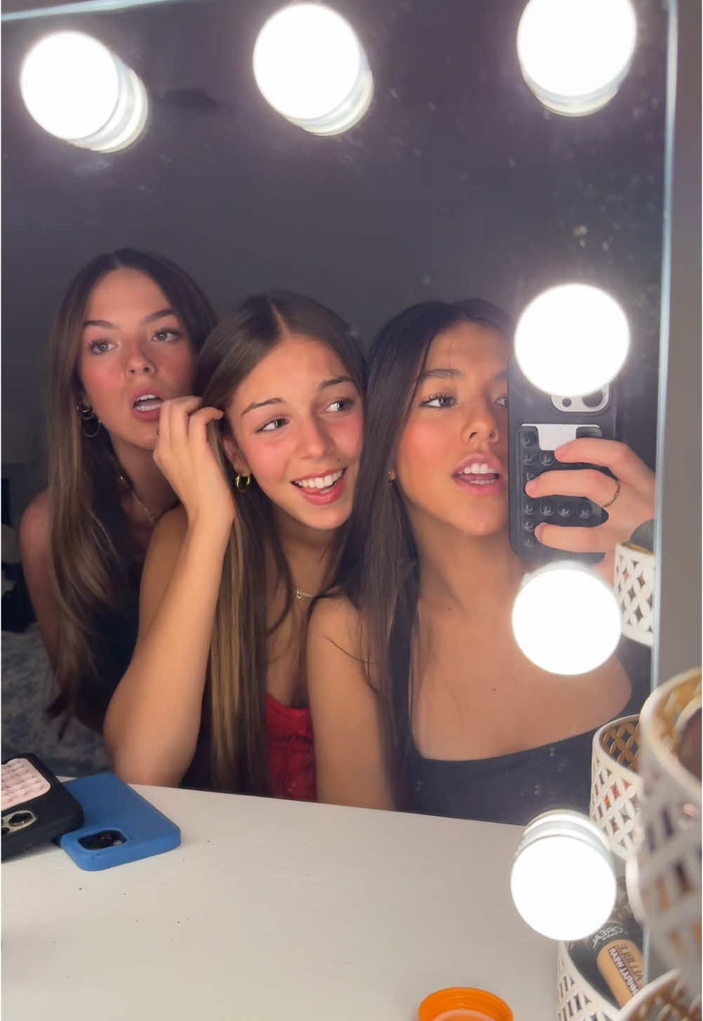 lovies @et @Sarah🍓🌟 