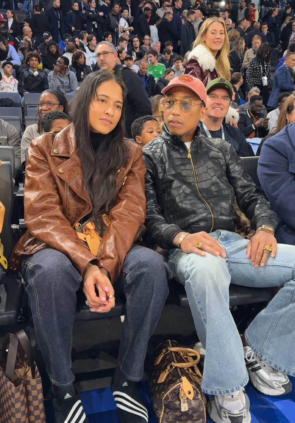 #pharell #pharellwilliams #nbaparis #basketball #sportstiktok #tiktokmusic #TikTokFashion 