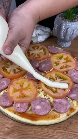 Eu descobri a pizza mais rápida do mundo pronta em 6 minutos!