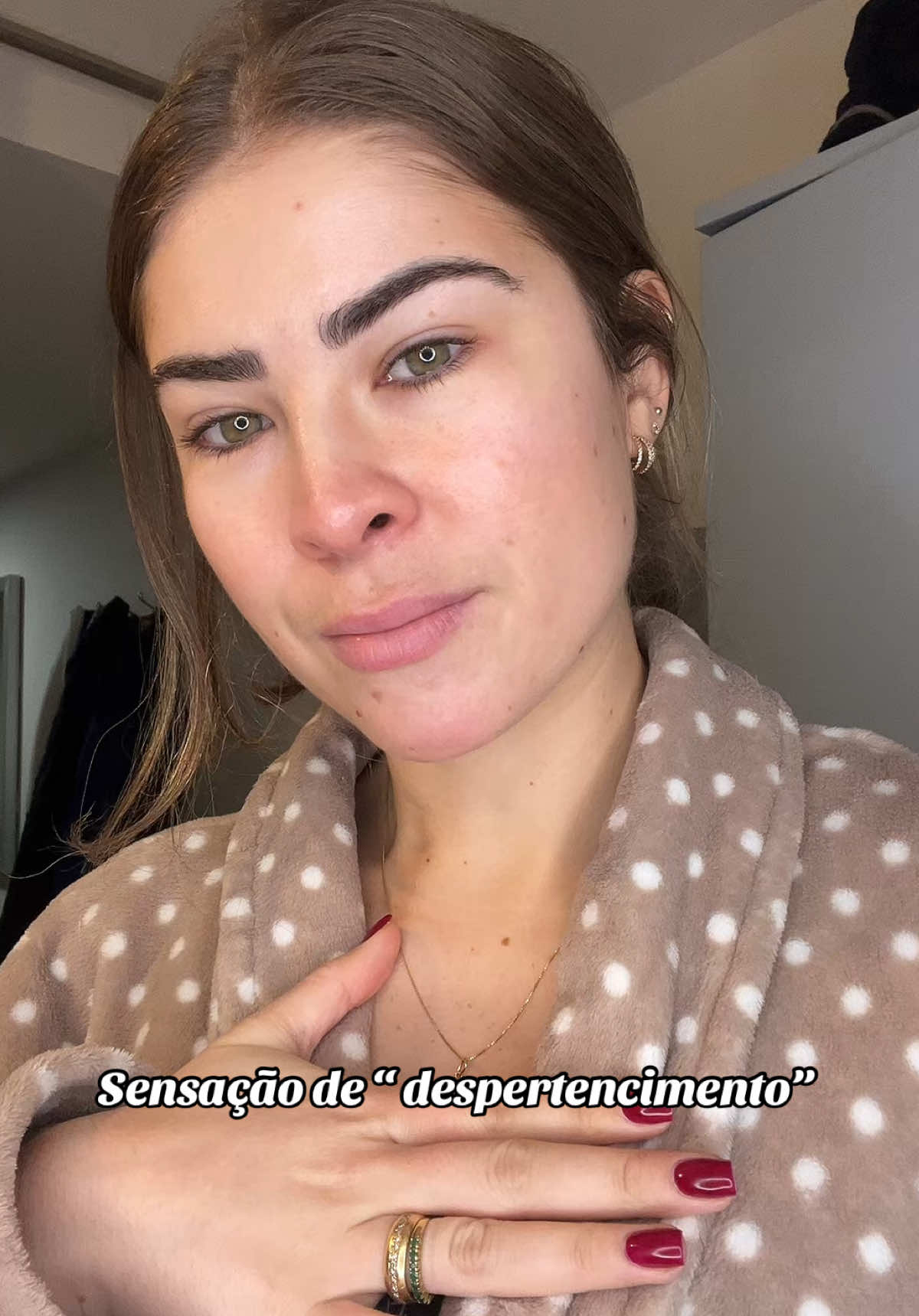 Aquela sensação como se você não pertencesse a lugar nenhum.. 🧐 #solitude 