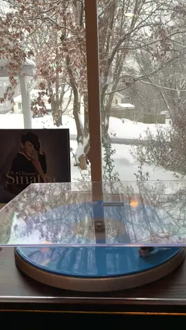 Spinning Sinatra while the snow falls—pure vintage vibes ❄️🎶  . . . #snezhanaconway #winter #lpplayer #franksinatra #winter #cozyathome #relaxingathome #franksinatramusic #snezhanahomes 