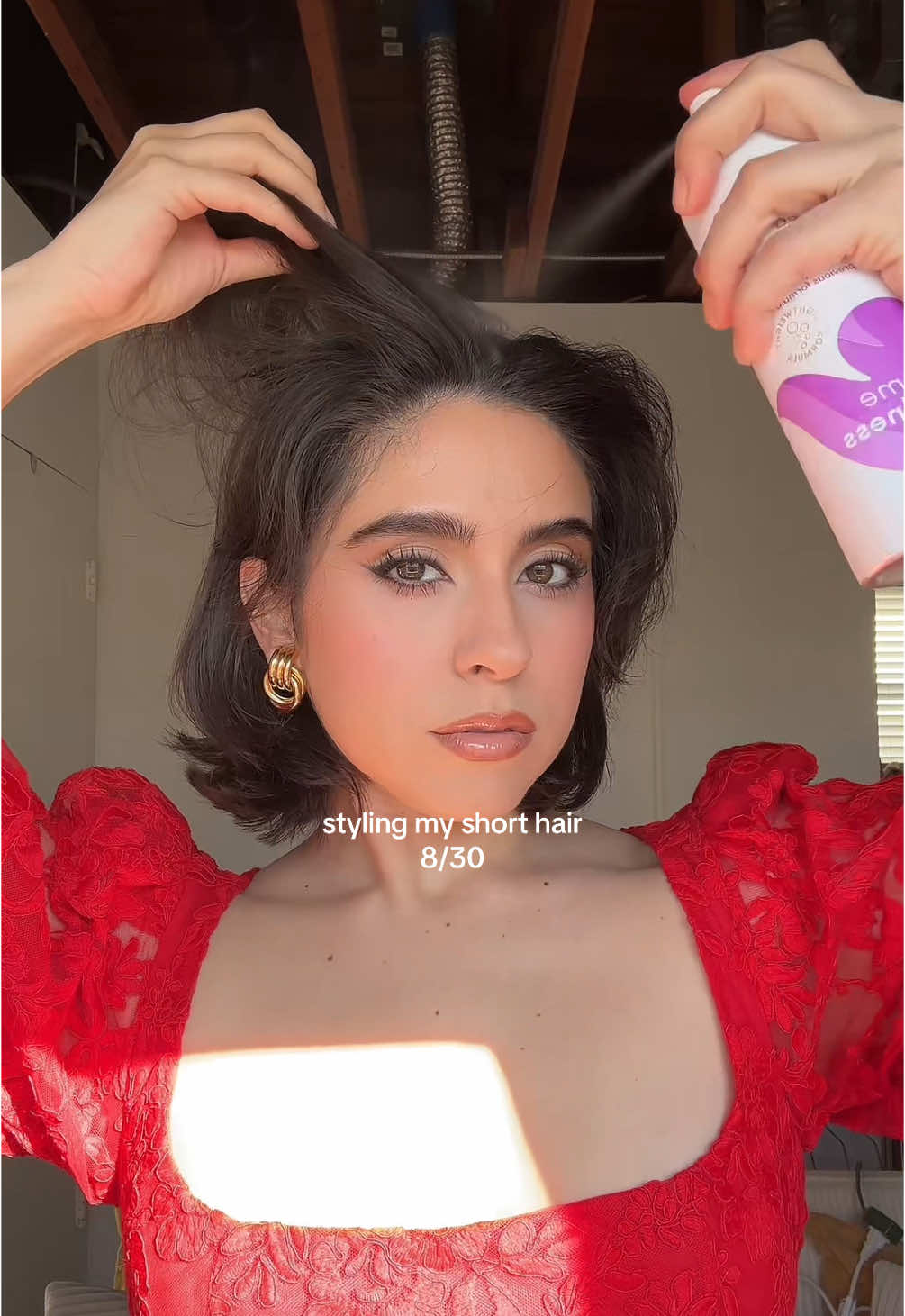 messy buns>> ♥️ #shorthair #shorthairstyles #messybun #messybuntutorial #updo #bobhairstyles #updohairstyle #hair #hairtok 