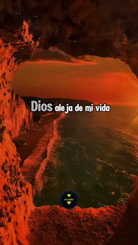 Haz esta oración conmigo #paratii #fouryou #oracion #reflexiones #reflexionesdelavida #jesus #jovenescristianos 