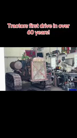 #antiquetractortok #fyp #foryou #construction #farm #farmlife #caterpillar #equipment #earth 
