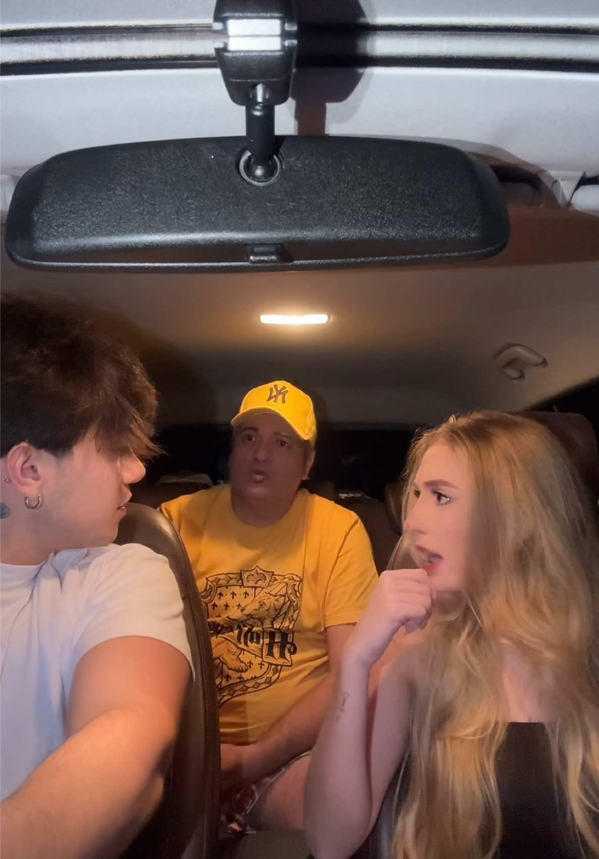 2 contra 1 kkkkkkkkkk