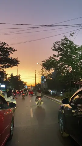 Sunset kota daeng g pernh gagal 🌇#fypdong #foryoupage #makassar#sulawesiselatan 