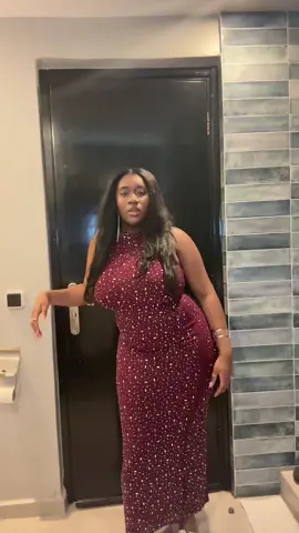 Guess who’s a legal baby 🔞 #18thbirthday #birthdaygirl #eighteenth #18 #Aquarius 