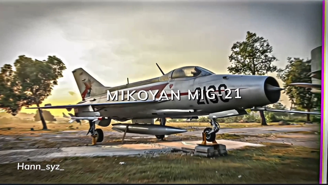 Mikoyan-Gurevich MiG-21 FISHBED🇷🇺 ||| DJ IGNITE X KAU MUNGKIN SUKA🎶_#militaryedit #hann_syz_ #airforce #rusianairforce #coldwar #fighterjet #History #fyp