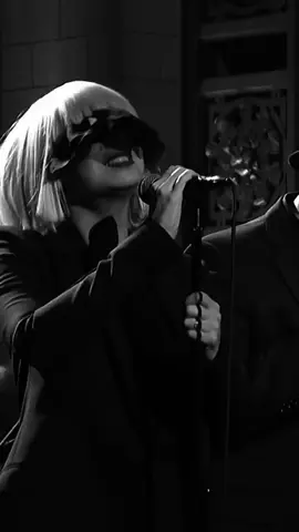 Chandelier>> #chandelier #sia 