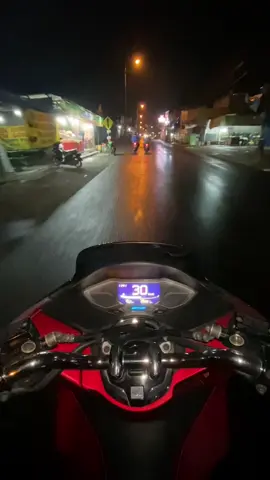 Vibes after Rain + Pcx #fypシ #pcx160 