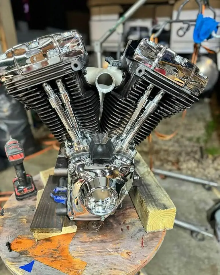 Harley Twin Cam Engine.  Zero miles on the rebuild.  I took a chance and purchased the engine at an estate sale.  I installed new crank case breathers and pulled the side cover, saw the SE cam plate, buttoned it back up when I realized it was a fresh build.  No other info other that it began life as 05/06 88ci twin cam from a police bike.  I was  gonna use it for a new build but decided to go a different route.  Asking $1,000 shipped.