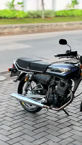 #gl100 #style82 #xyzbca 