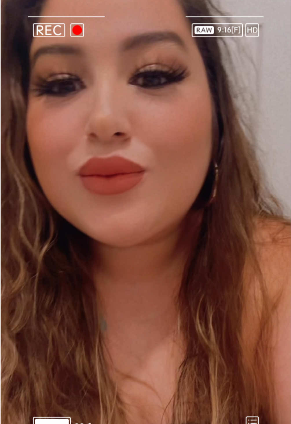 LUNAMAGIC.COM SHOP NOW! 25% off #supportsmallbusiness #makeup #FYP# #TargetPartner #Afro #afrolatina #latina  #Makeup #beauty #makeup #MUA @lunamagicbeauty #lasvegas 