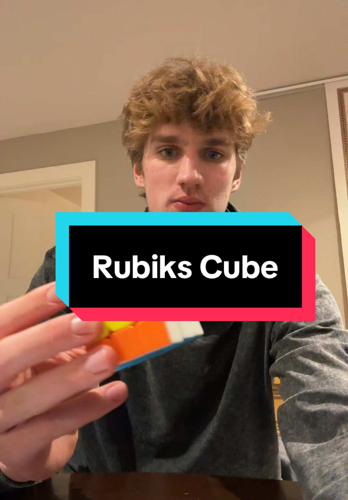 Rubik’s cube aura. #rubikscube #puzzle #speedcube #rubikscubechallenge 