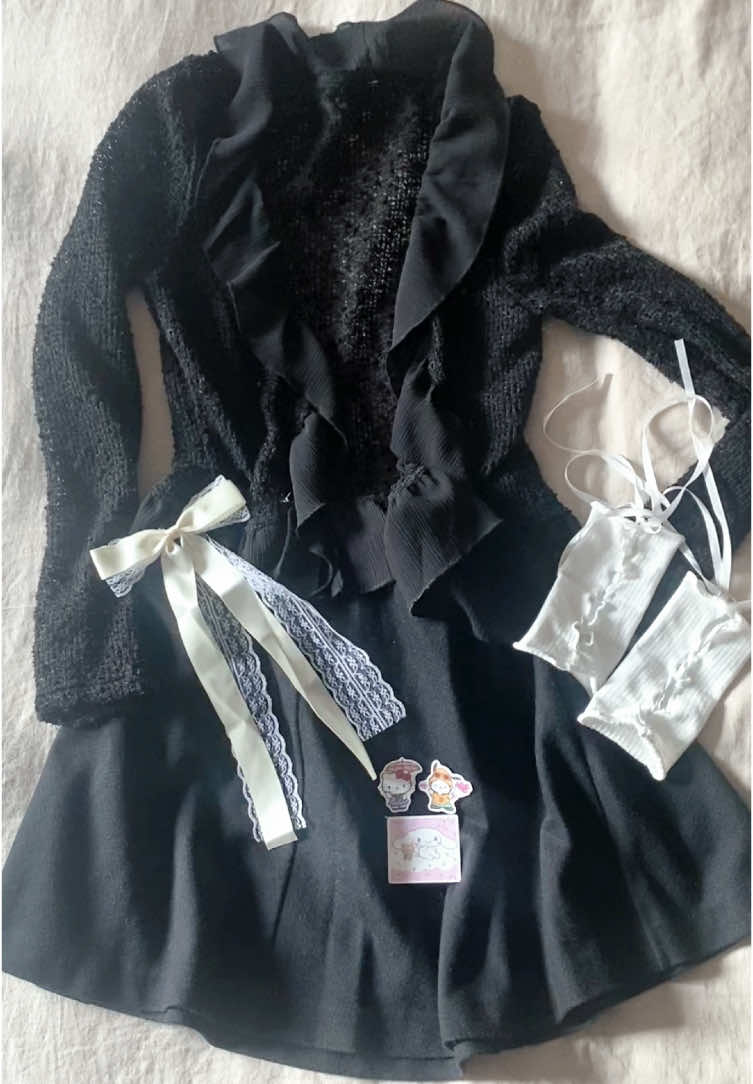 dark coquette style bundle ❦ #foryou #depop #depopaus #customstylebundle #stylist #fashion #coquette 