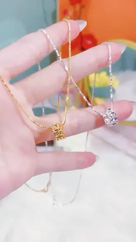 Dây chuyền kim tiền về đủ vàng  và bạc. Chỉ còn 149k. Rinh ngay tài lộc về nhà 