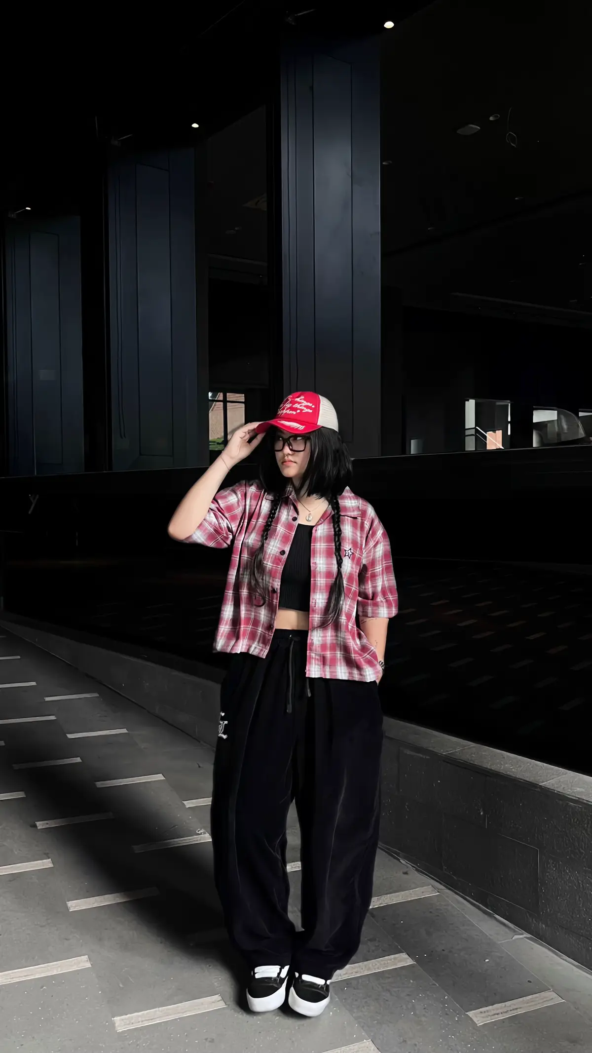 kemeja boxy & topi by @fillingstreet ❤️ #foryoupage #fyp #outfit #outfitideas #outfisimple #recomended #outfitinspiration #recomended #outfitinspo #kemeja #boxy #topi