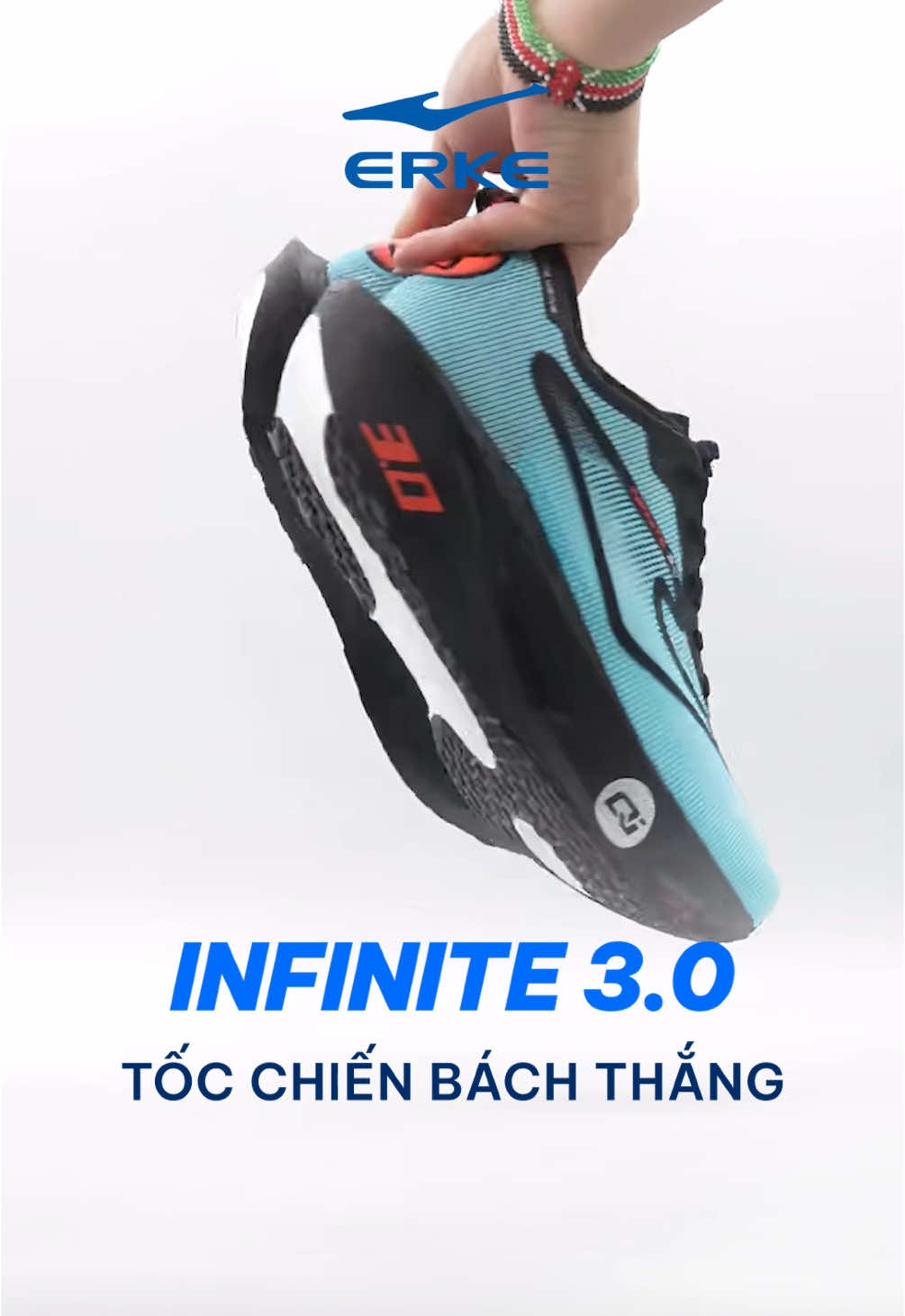 INFINITE 3.0 - Màu đen siêu xe. Lên xe đi anh em 🏎️ #ERKE #ERKEVIETNAM #giaychaybo #marathon 
