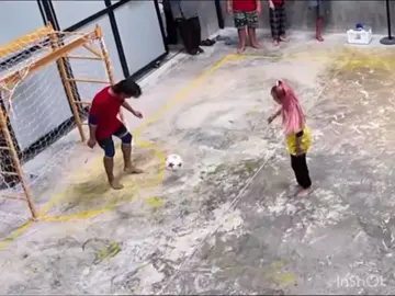 เหตุเกิดจากสนามลื่น😆😆#บอสหนู #หนูม่วงคําหลู่ #หนูม่วงไฮเอ็น #เมย์ไฮเอ็น #บอสเยลโล่ว #ไอเอ็น #พี่ปื๊ดไฮเอ็น #เจเคไฮเอ็น #hiend #ไอเอ็น #ไฮเอ็นจงเจริญ #fyp 