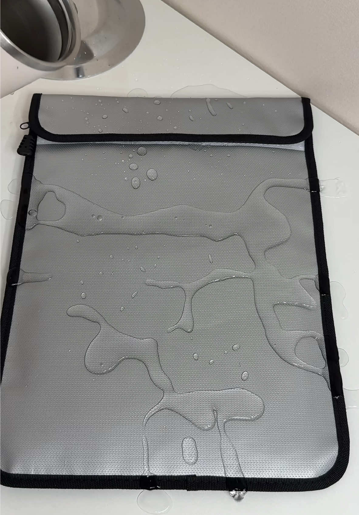 storage bag for your important documents - waterproof and fireproof #crisarecos #storagebag #waterproofstoragebag #fireproofstoragebag #documents 