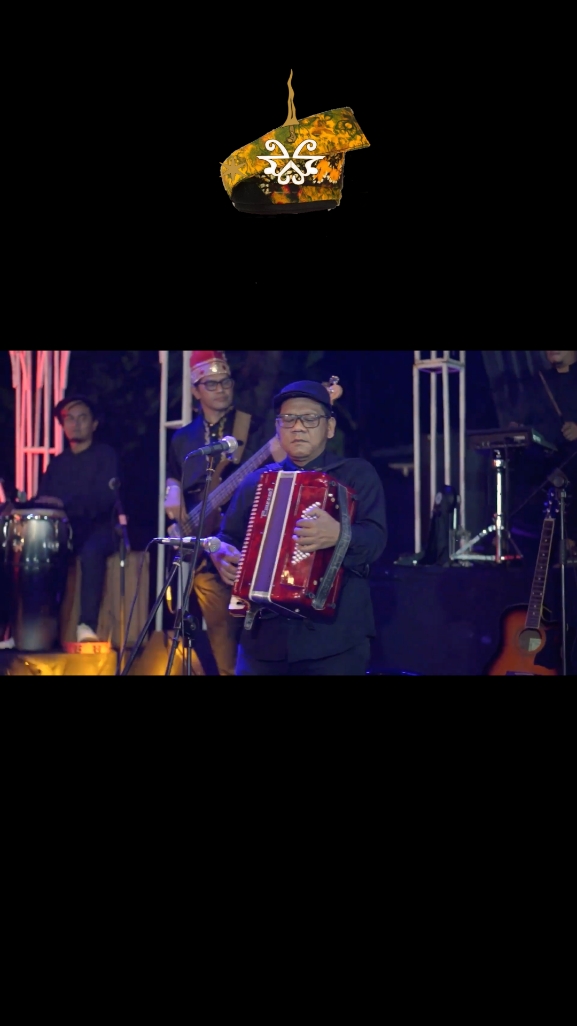 PERAWAN & BUJANG ( Sagantang Dua Gantang ) Cipt : Rudy Anand Voc ( COVER ) Khaliza Putri - Selvy - Feri DA - The BIG Malay Band. Video Source : Khaliza Putri Channel ( YT) #LaguBanjar #PerawanDanBujang #SagantangDuaGantang #LaguMelayu #MelayuBanjar #KalimantanSelatan #LaguDaerah #LaguBerbahasaBanjar #RudyAnand #LaguBahari #LaguLawas #LaguViral #Fyi #Fyp #BanjarPRIDE #MelayuBorneo