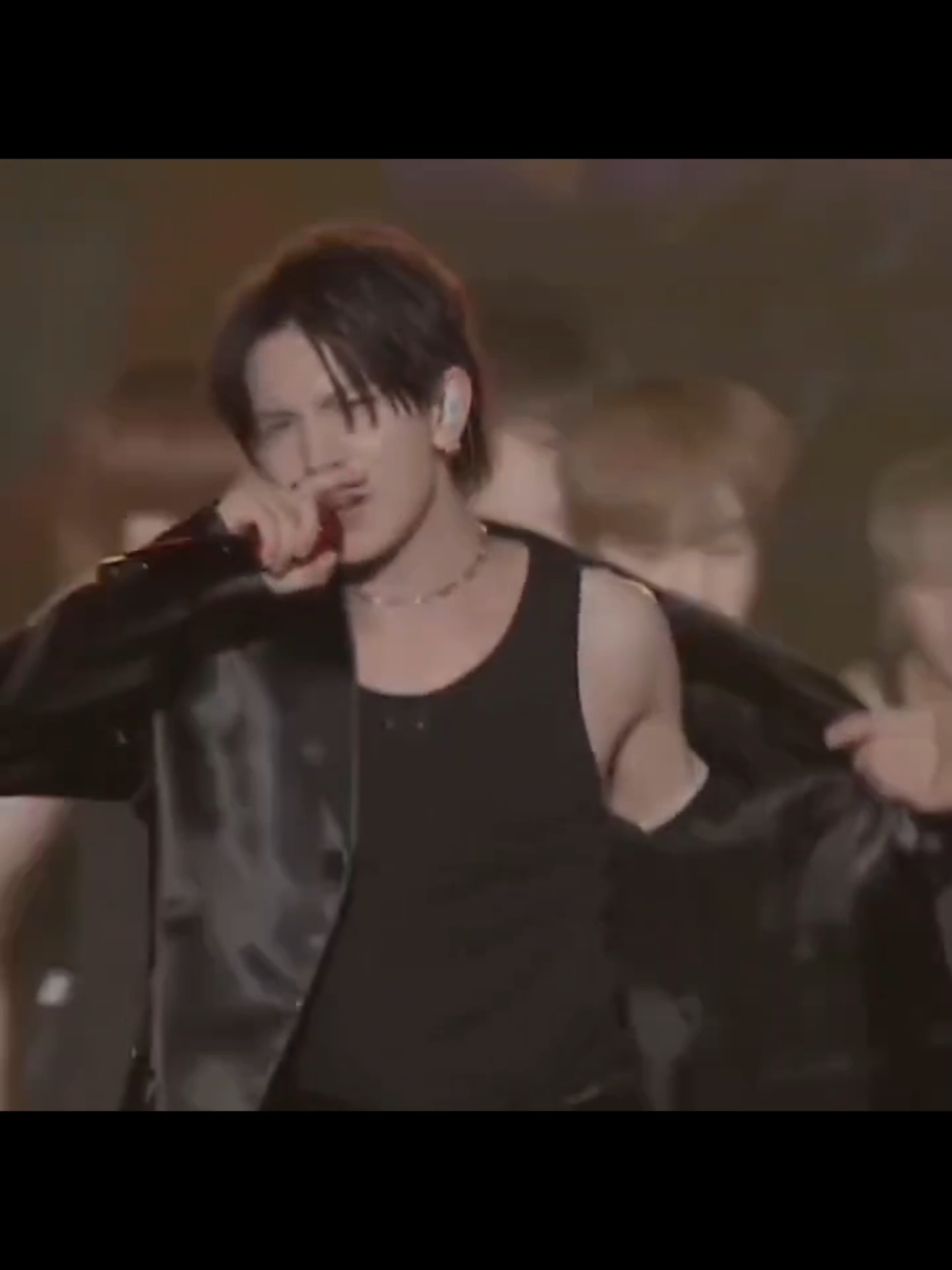 This is exactly my taste of men !!!! 😍😍 @enhypen  #heeseung #enhypen #fy #fyp #leeheeseung #foryou #kpop 