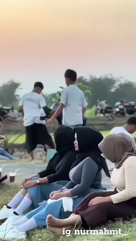 abis nongkrong sayang 🥵💦#viral #tobrutjahaattt #fypシ #tobrutstyle😋 #hijab 