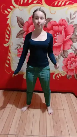 Tudo #bemm?😊👋🏻❤️ . . . #dancarina #videos #tiktokdancinha #tiktokfunk #carolinydreher #caroldreher 