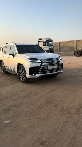 ماشاءالله أسطول الحسناء 🤍#شركة_اعمال_الحسناء_للنقليات #CapCut #تصويري📸 #ماشاءالله_تبارك_الله #لكزس2024 #الجفالي #شركة_فوج_للخدمات_الوجستية 