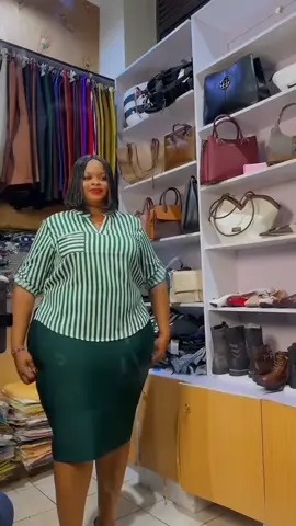 #pearshapedbody #plussizewear #PlusSizeofficial #kisumutiktokers #plussizetops #kisumumodels #BandageSkirts #plussizeskirtwithslit #PlusSize #casualoutfits #plussizeedition 