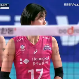 No.17 Lee Jaeyeong is a rally long cover 🥵🔥#leejaeyeong17 #volleyball 