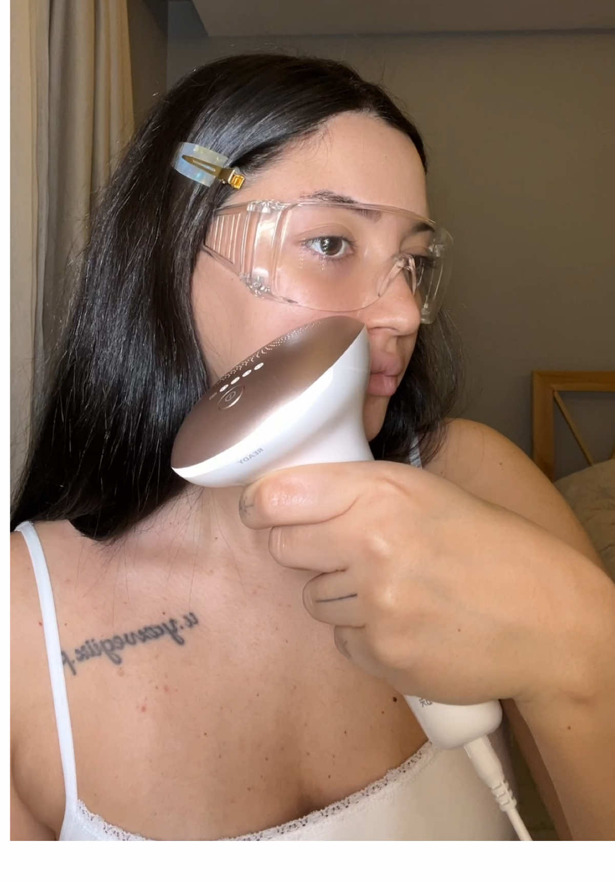 Evde lazer epilasyon rahatlığı diye bir şey yok mu? Alın aldırın diyorum…  #lazer #philipslumea #lumea #lazerepilasyon #laserhairremoval  reklam yoktur