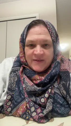 What is your experience with being on social media and being a hijabi#alhamdulillah #womanover50 #muslimah #hijab #hijabi #modesty 