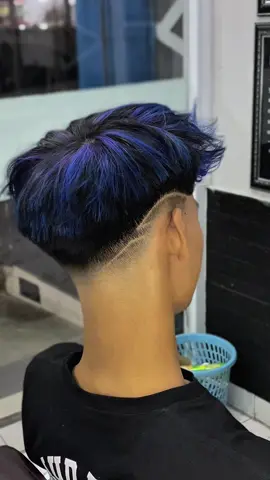 #gayarambut #gayarambutcowok #lowfade #lowfade💈 #lowfadehaircut #hair #haircut #hairlight #haircolor #haircoloring #hairlights 