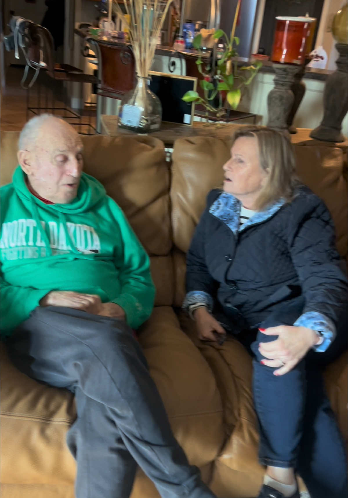 Happy Football Sunday. @Danielle Behar Salin @Mark Salinger420 