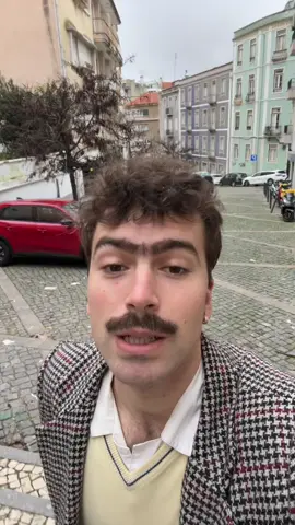 are all Portuguese ppl this shy? 🥺🇵🇹 #lisbon 