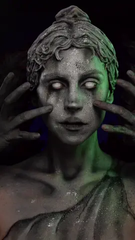 Mañana maquillo nueva fobia! Comenta tu fobia para maquillarla😍🖤 #asmr #maquillaje #estatua #muchamagia 