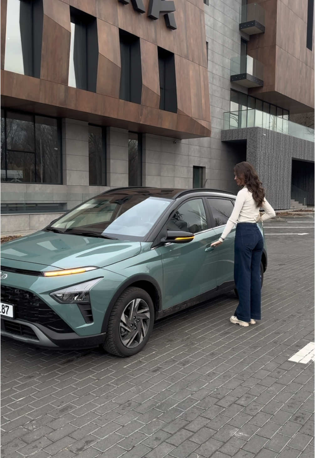 My first car 😍✨ #myfirstcar #mycar #newcar #girlandcar #hyundai #hyundaibayon #mygreencar #girlcar #tik_tok #tik #fouryou #video 