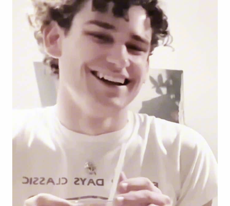 stop it makes me smile seeing him in my notifications everyday i appreciate him sm   @Chase Rutherford @Chase Rutherford  ac:me spc:me presets:elsiezvidz  #chaserutherford #chaserutherfordedit #4freakshow #freakshow #slushynoobz #slushynoobzedit #hamzahthefantastic #thatmartinkid #fyp #foryou #trending #viral #edit  