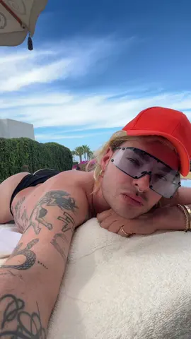 greetings from paradise 🫶🏻❤️ #fy #fyp @Tokio Hotel @Niklas Dee 