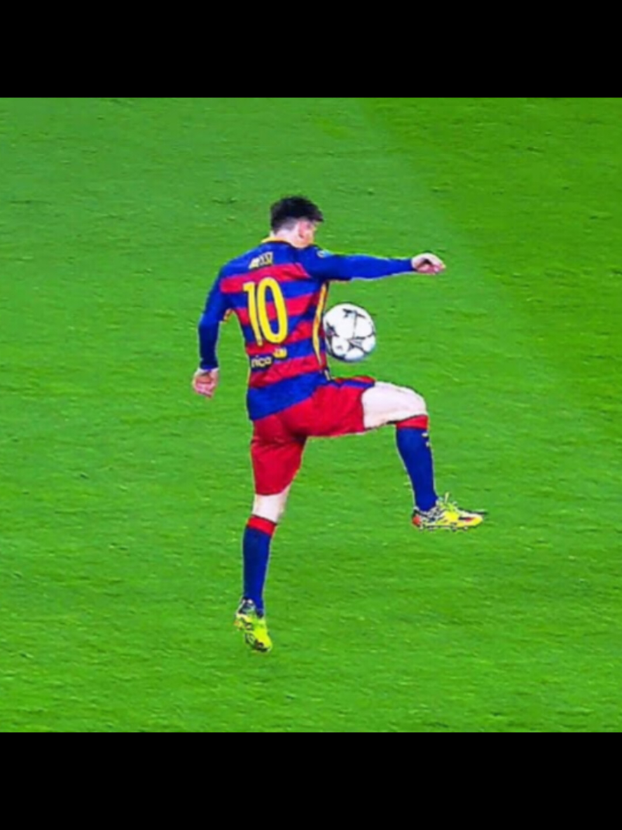 Messi Amazing Ball Control 🤯