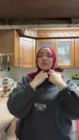 🤪#hijab #fyp #viral #transitions #foryou #makeup 