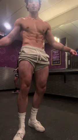 This is my “please leave a message” look  #daddyshome #weareback #motivation #GymTok #fyp #pump #raw #tiktokviral #gains #gymmotivation #nodaysoff #foryou #gymrat #Lifestyle #foryoupage #fortheboys #forthegirls 